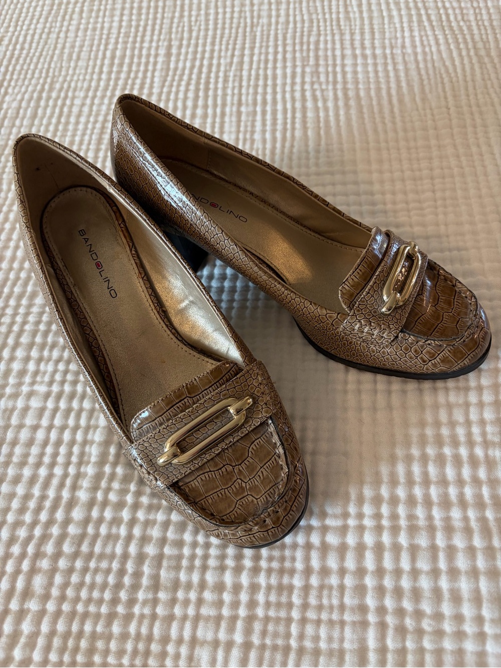 Bandolino Brown Croc-Embossed Leather Loafers with Gold Accent
